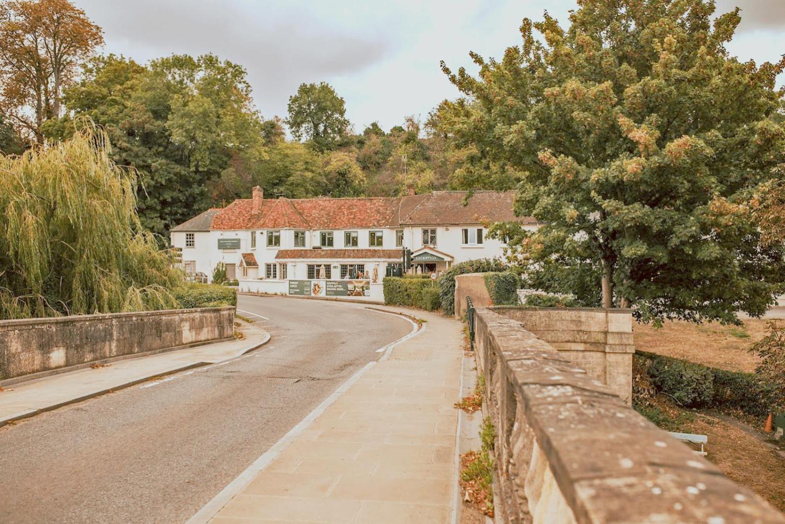 Shillingford Bridge Hotel Γουόλινγκφορντ Εξωτερικό φωτογραφία