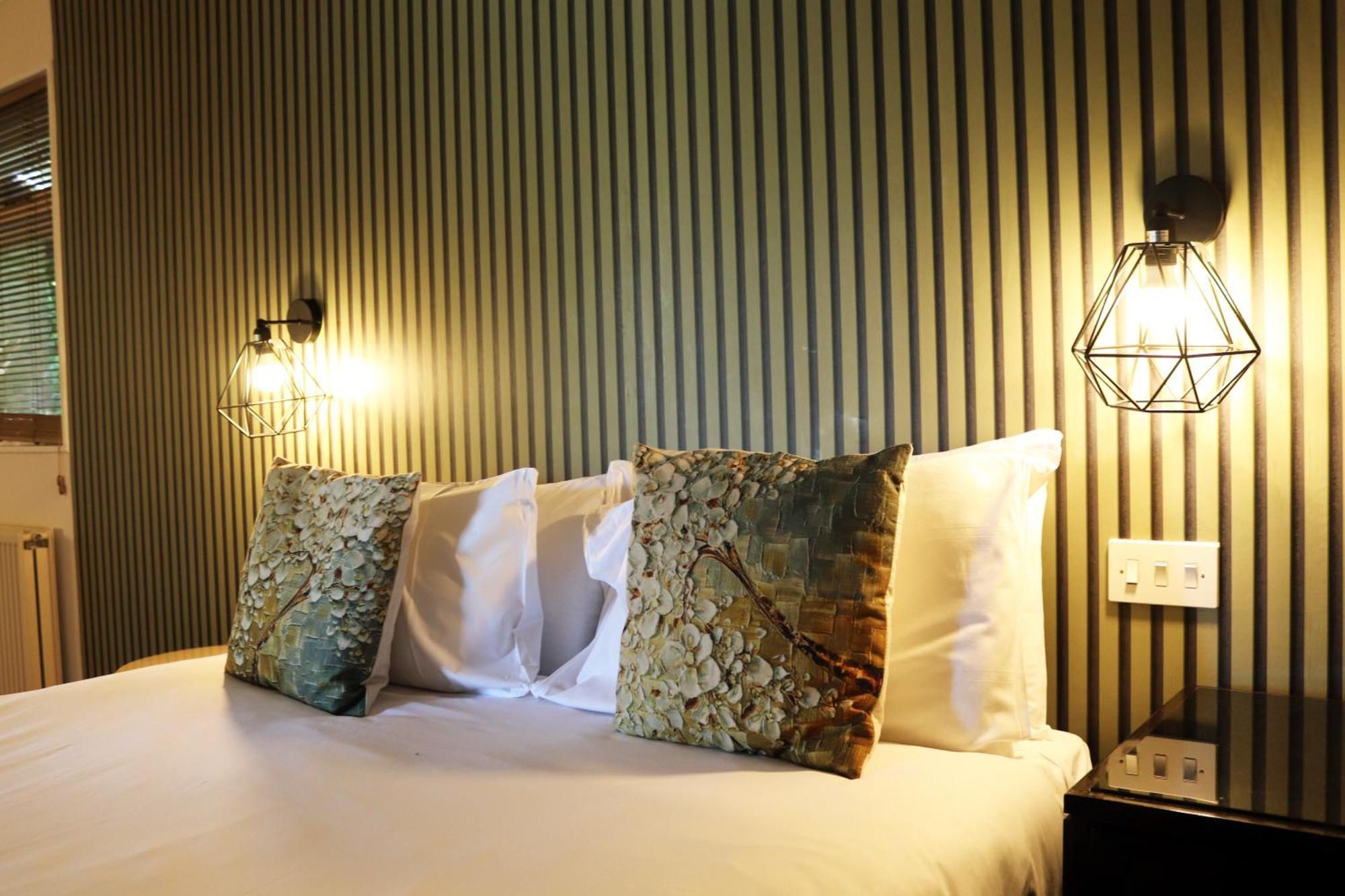 Shillingford Bridge Hotel Γουόλινγκφορντ Εξωτερικό φωτογραφία